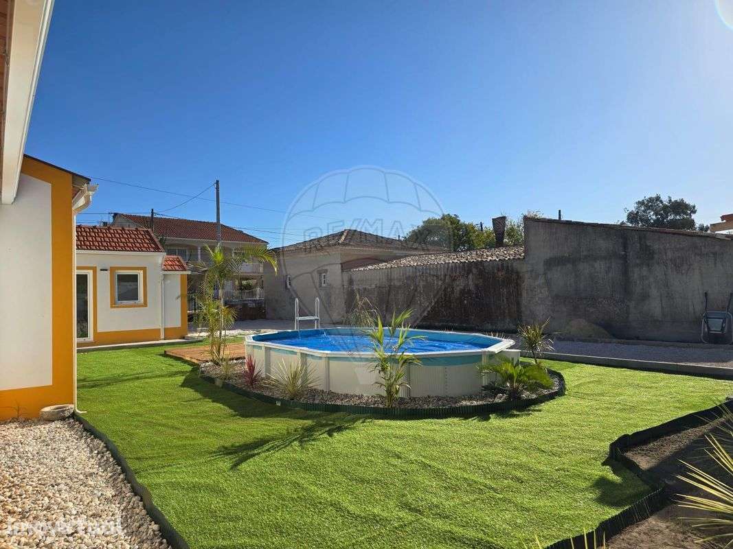 Moradia T2 para venda - Grande imagem: 3/29