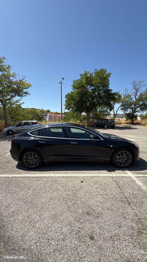 Tesla Model 3 Standard Range Plus RWD - 2