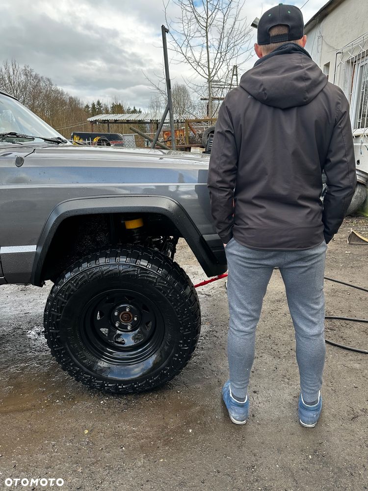 Koła terenowe Jeep Cherokee XJ LAKESEA Crocodile M/T 285/75 R16 - 10
