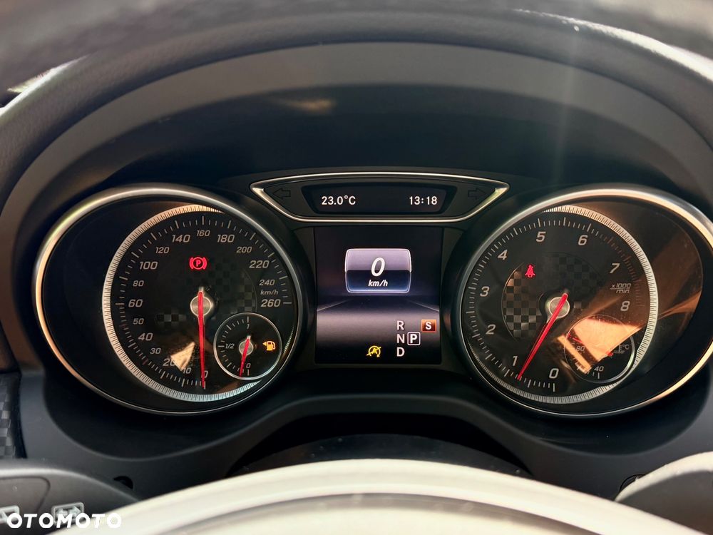 Mercedes-Benz Klasa A 220 4-Matic - 21