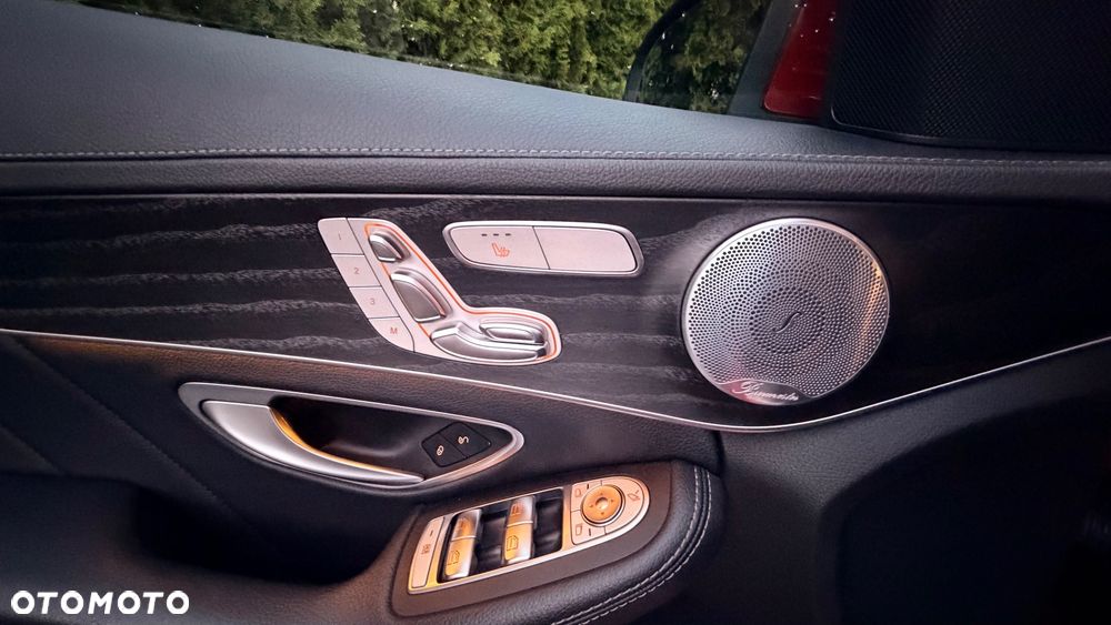 Mercedes-Benz Klasa C 220 d 4MATIC 9G-TRONIC - 9