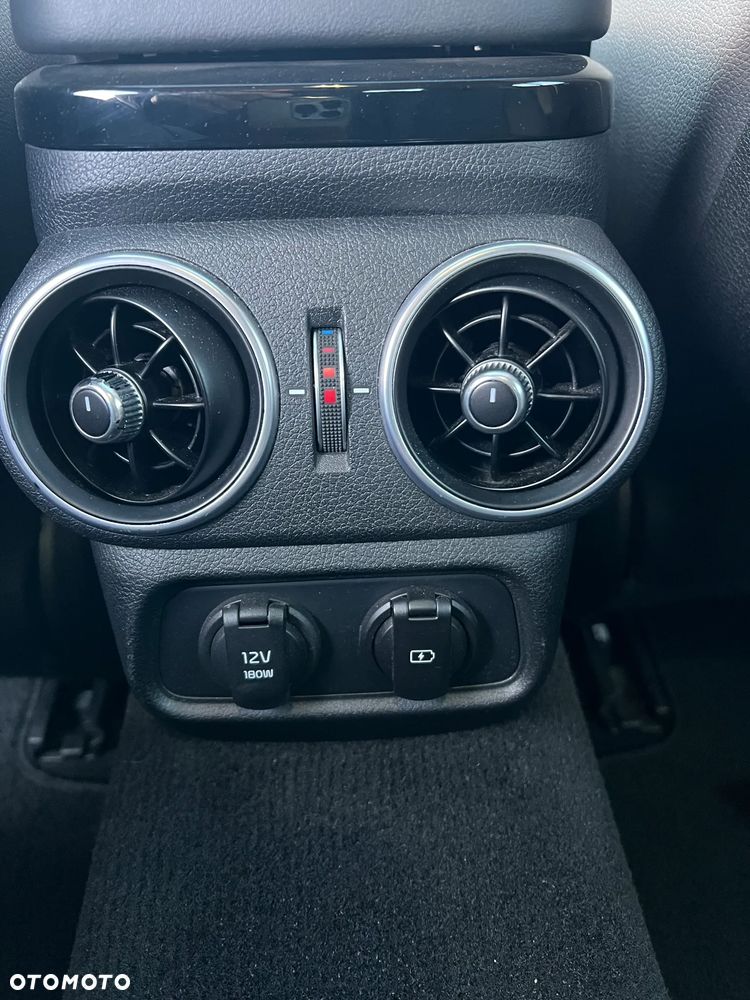 Kia Stinger 2.0 T-GDI L - 14