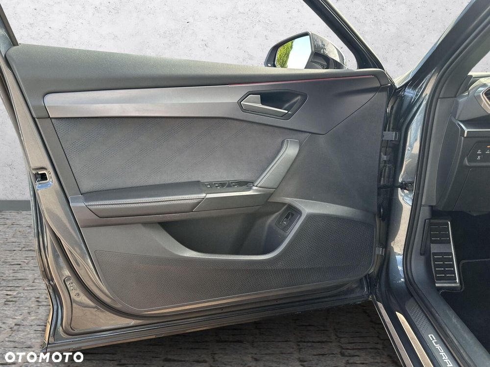 Cupra Formentor 1.5 eTSI mHEV DSG - 12