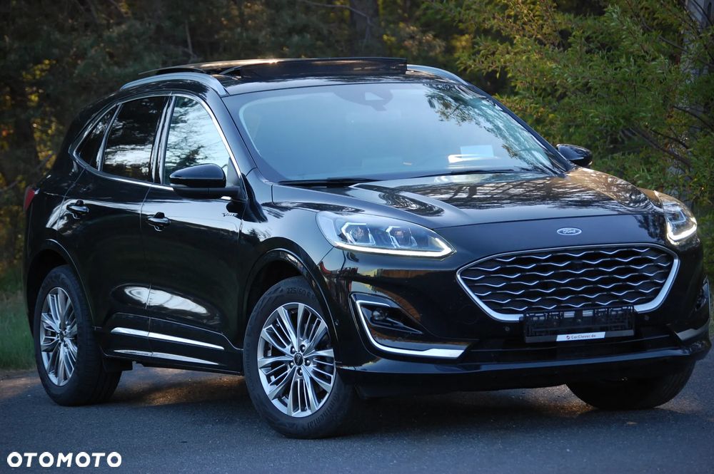 Ford Kuga - 1
