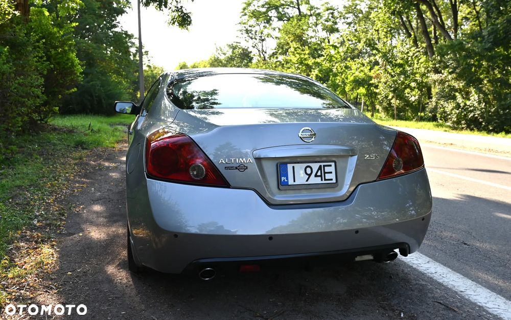 Nissan Altima - 22