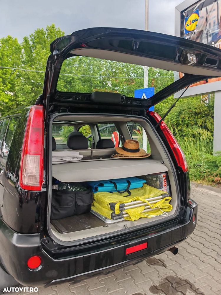 Nissan X-Trail 2.2 dCi Comfort - 9
