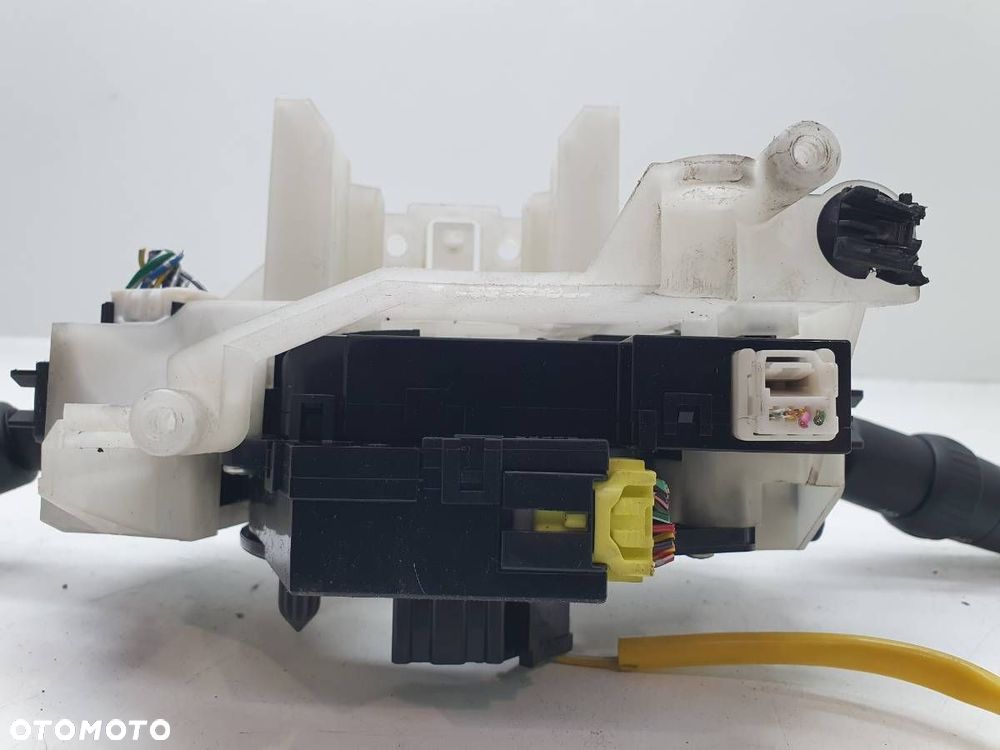 PRZEŁĄCZNIK ZESPOLONY TAŚMA MANETKI MAZDA 5 CR19 CC6817E675 - 7