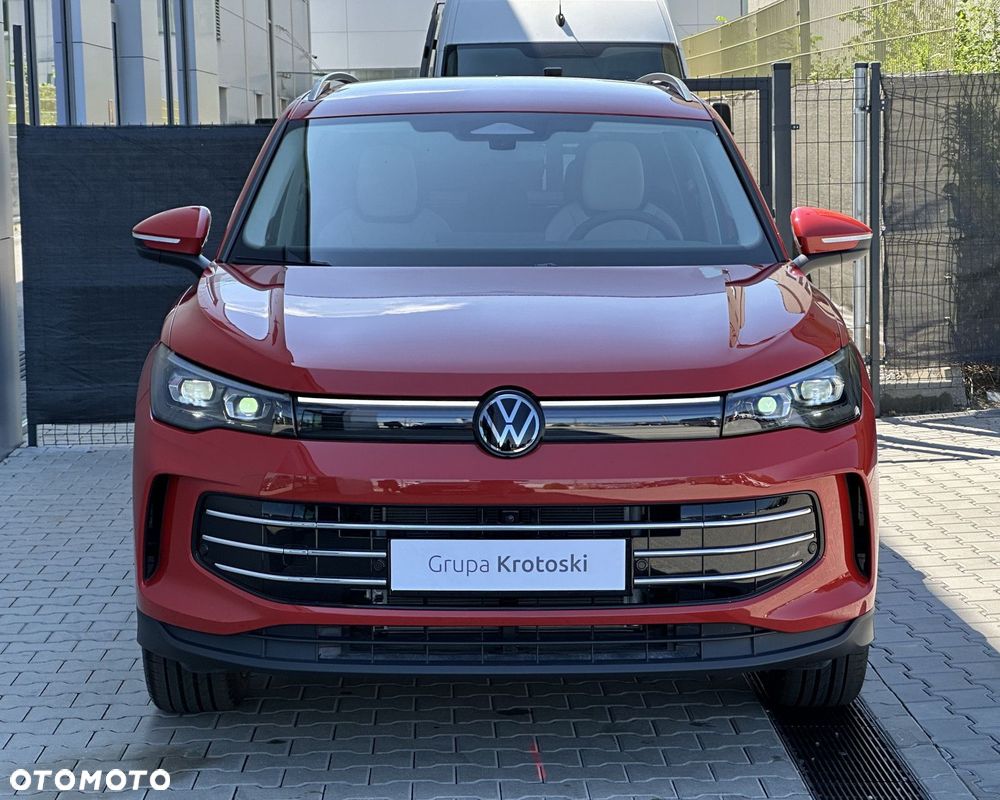 Volkswagen Tiguan - 2