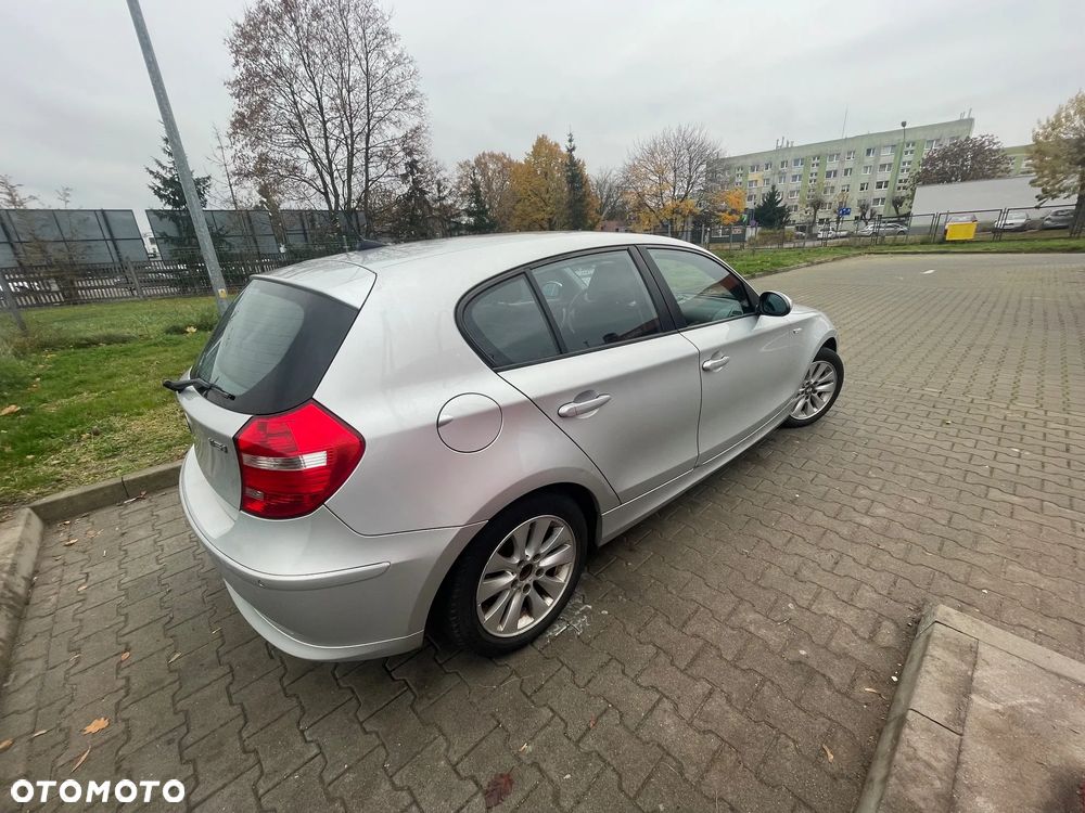 BMW Seria 1 - 19