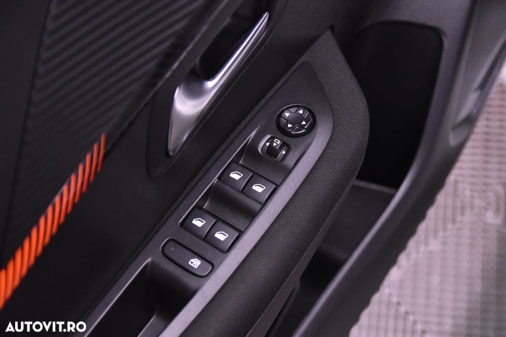 Peugeot 208 1.2L PureTech 100 S&S BVM6 Allure - 15