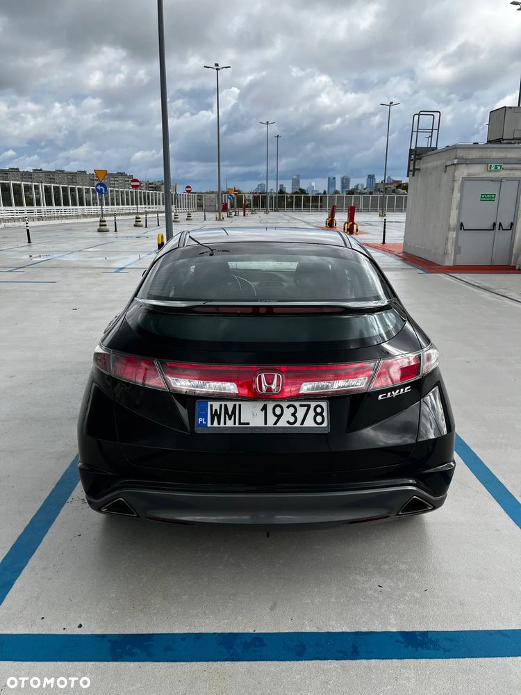 Honda Civic 2009 photo 3