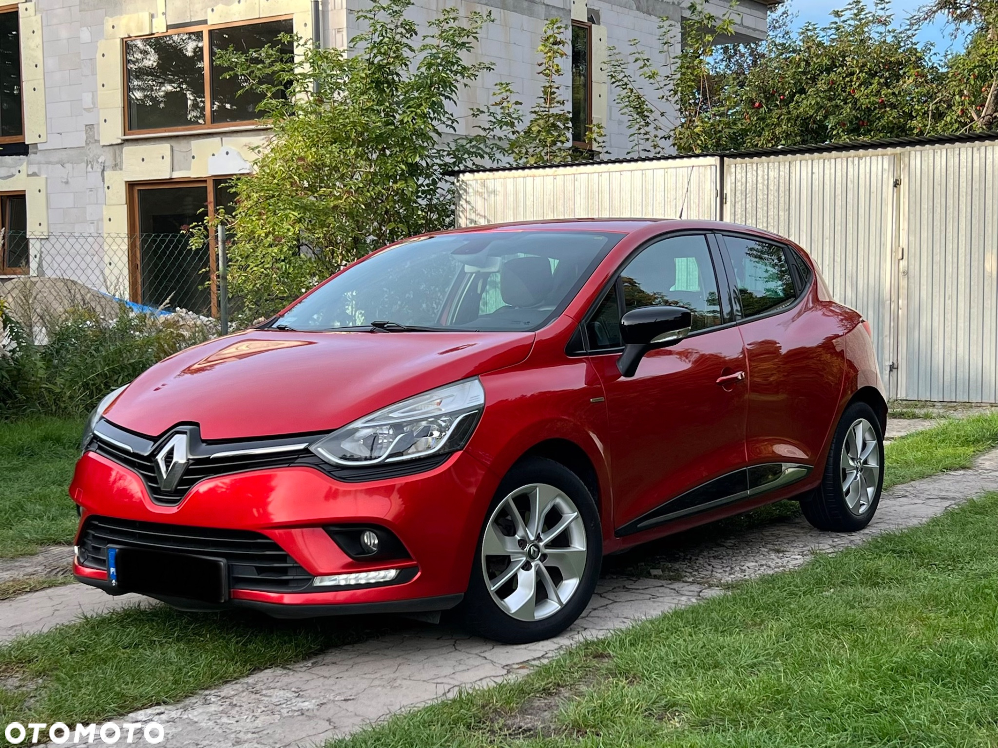 Renault Clio 1.2 Enegry TCe Limited - 4