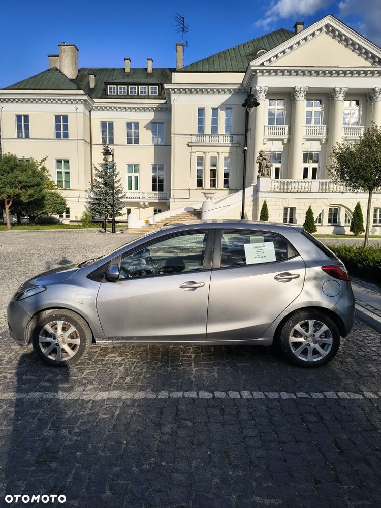 Mazda 2 - 3