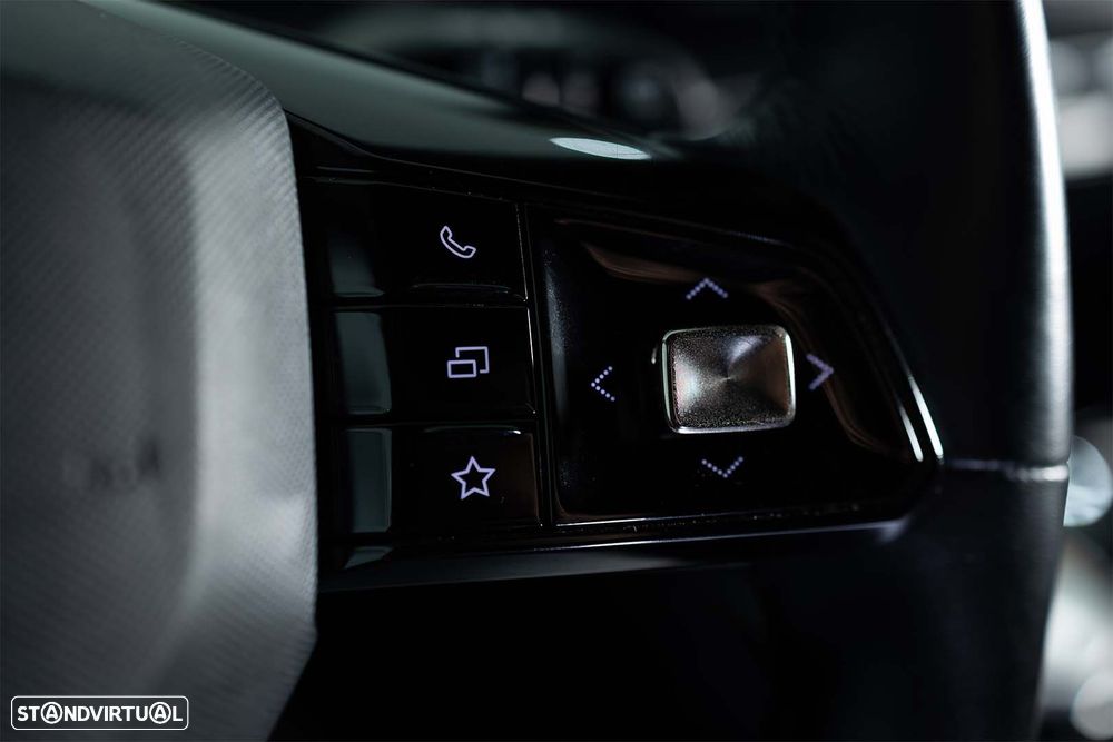 MG MG4 64 kWh Luxury - 58