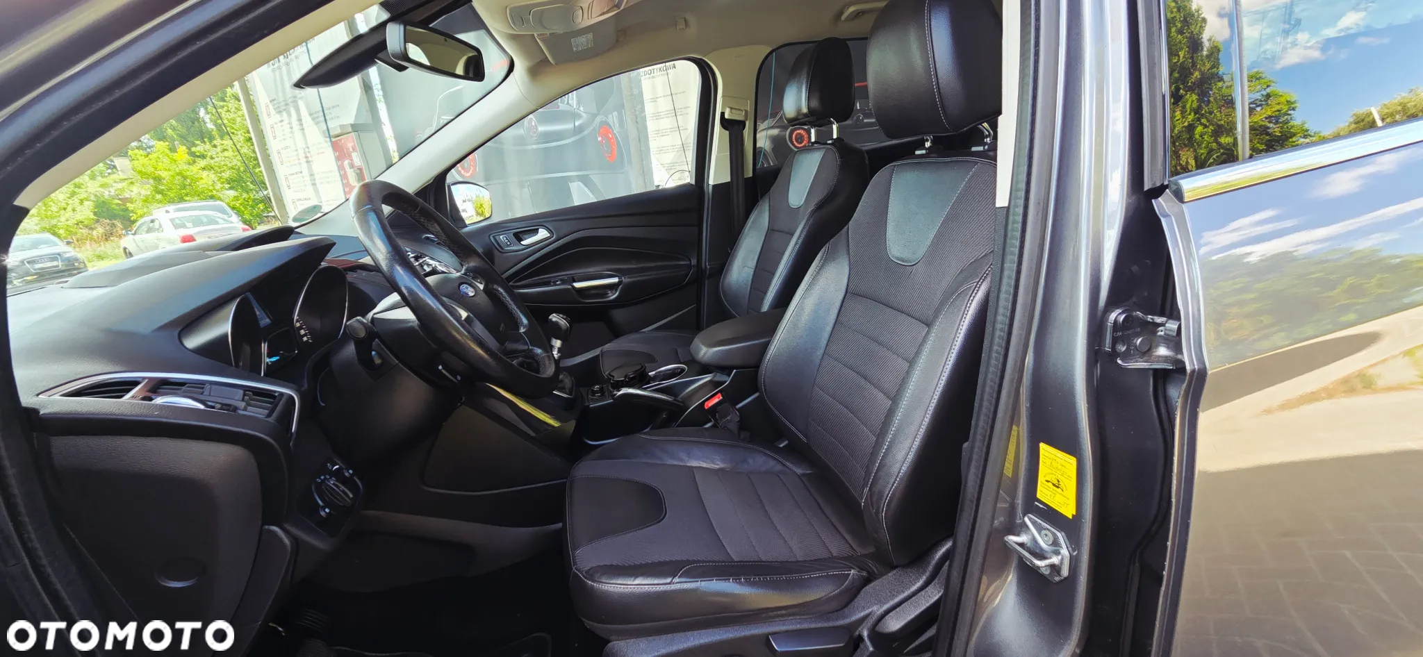 Ford Kuga 2.0 TDCi Titanium - 28