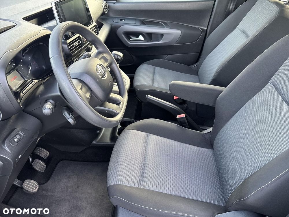 Toyota Proace City Verso 1.5 D-4D Business - 12