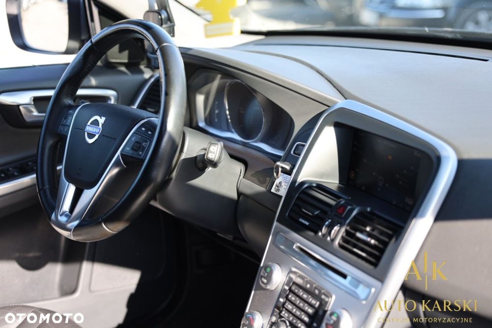 Volvo XC 60 - 21