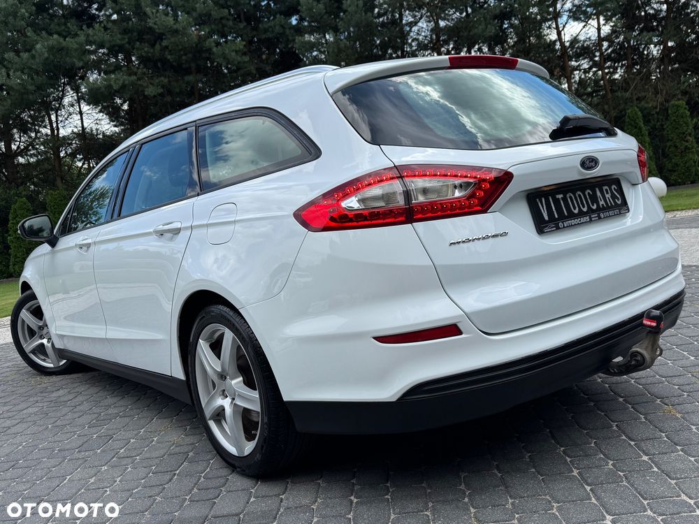 Ford Mondeo 2.0 TDCi STart-Stopp Trend - 32