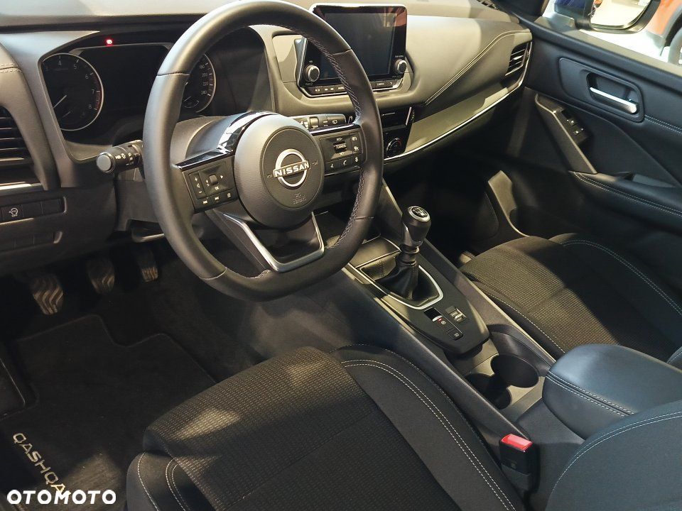 Nissan Qashqai - 11