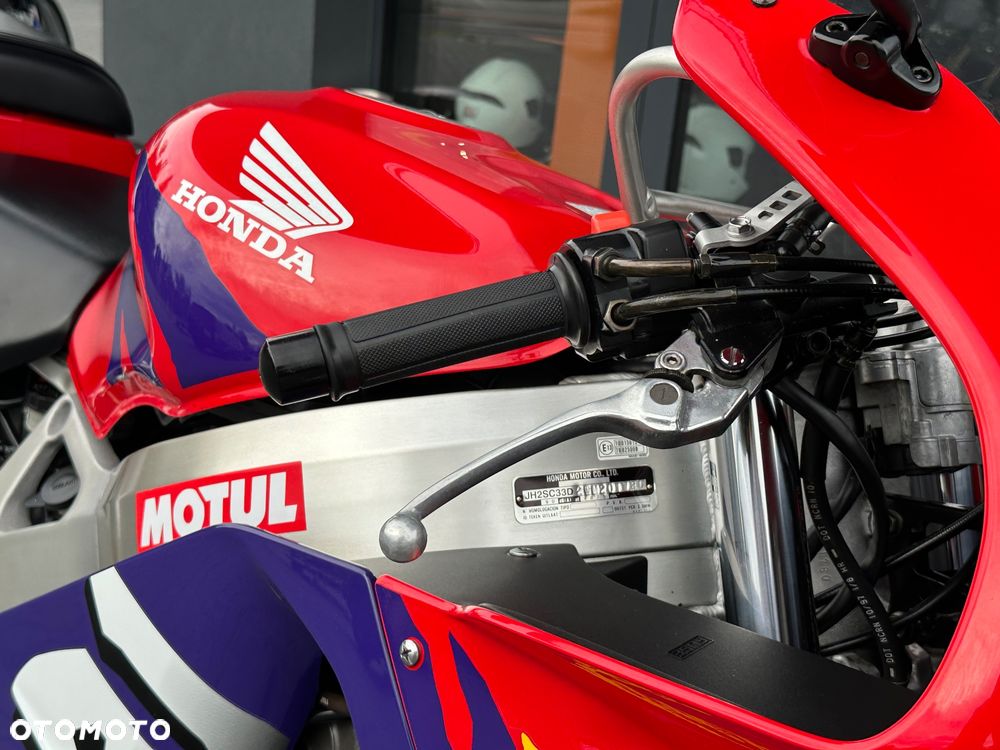 Honda CBR - 15