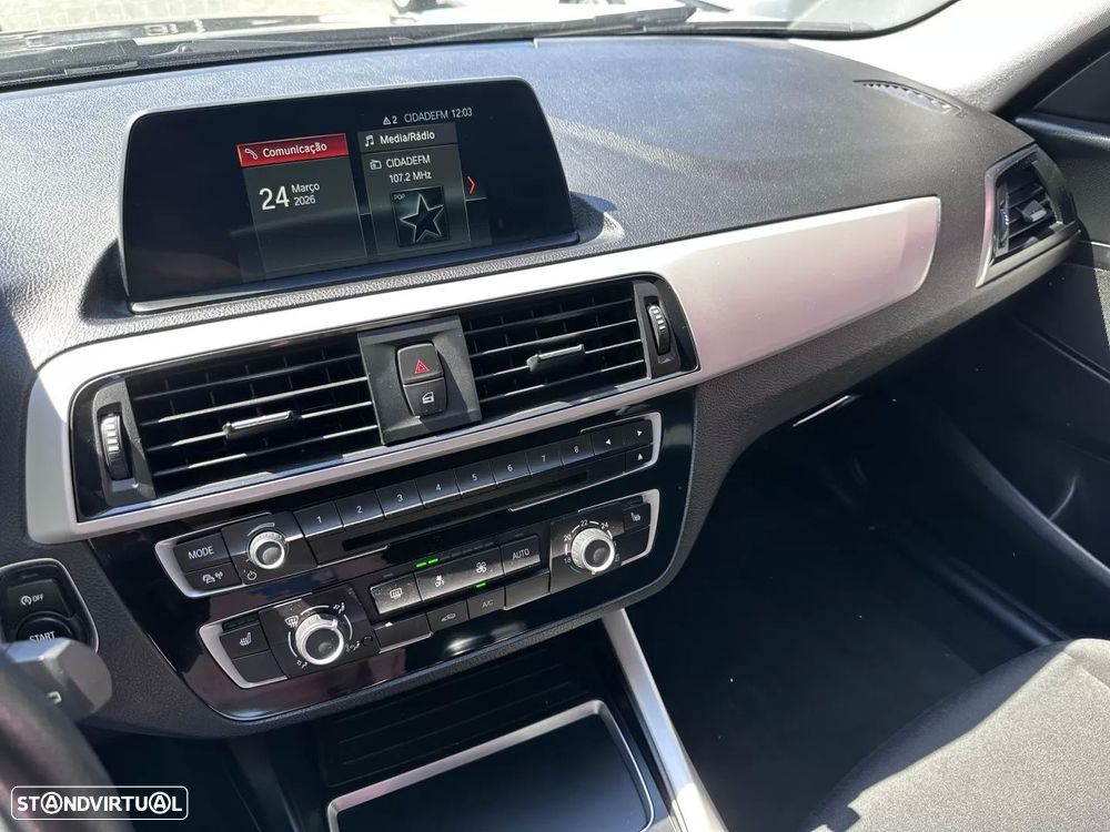 BMW 116 d Sport Line - 25