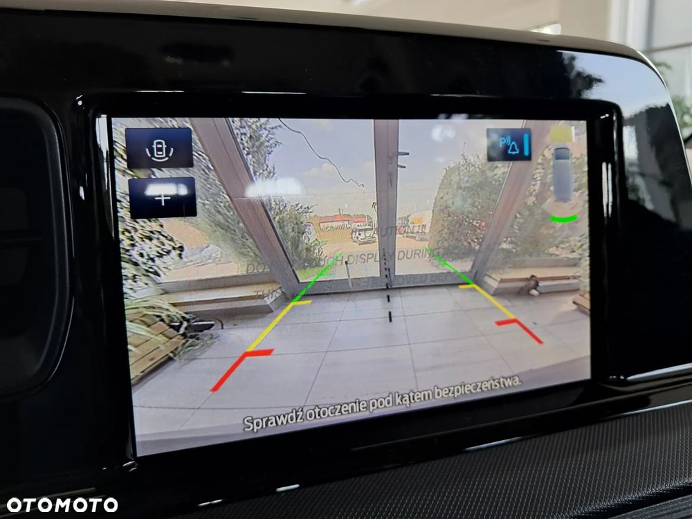 Ford Transit Courier - 9