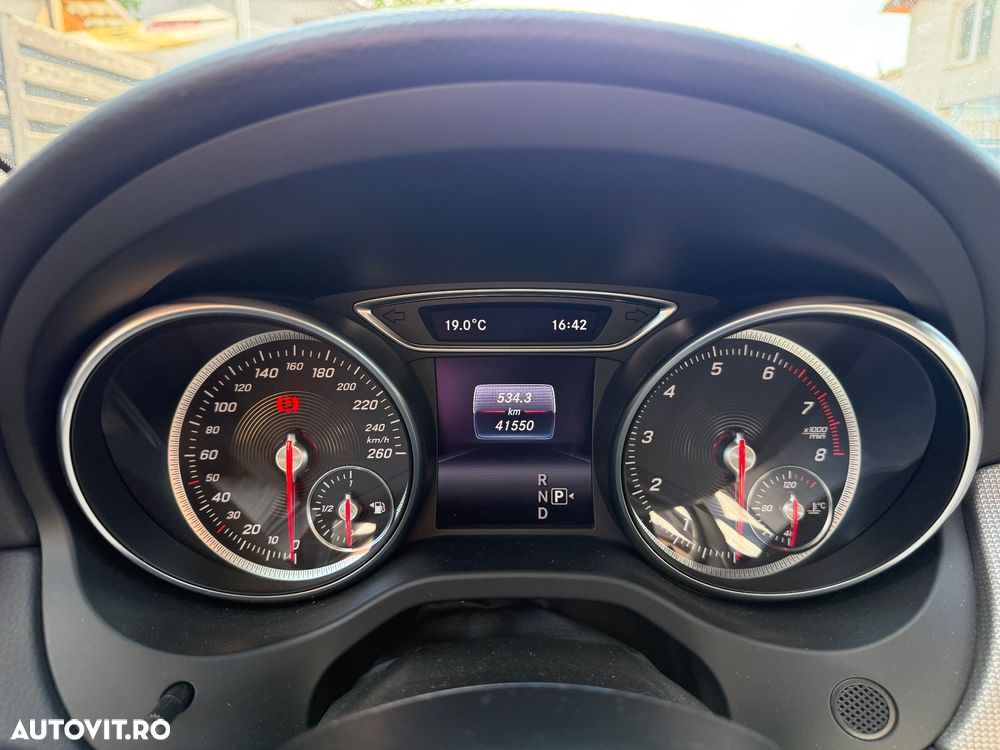 Mercedes-Benz CLA 180 - 7