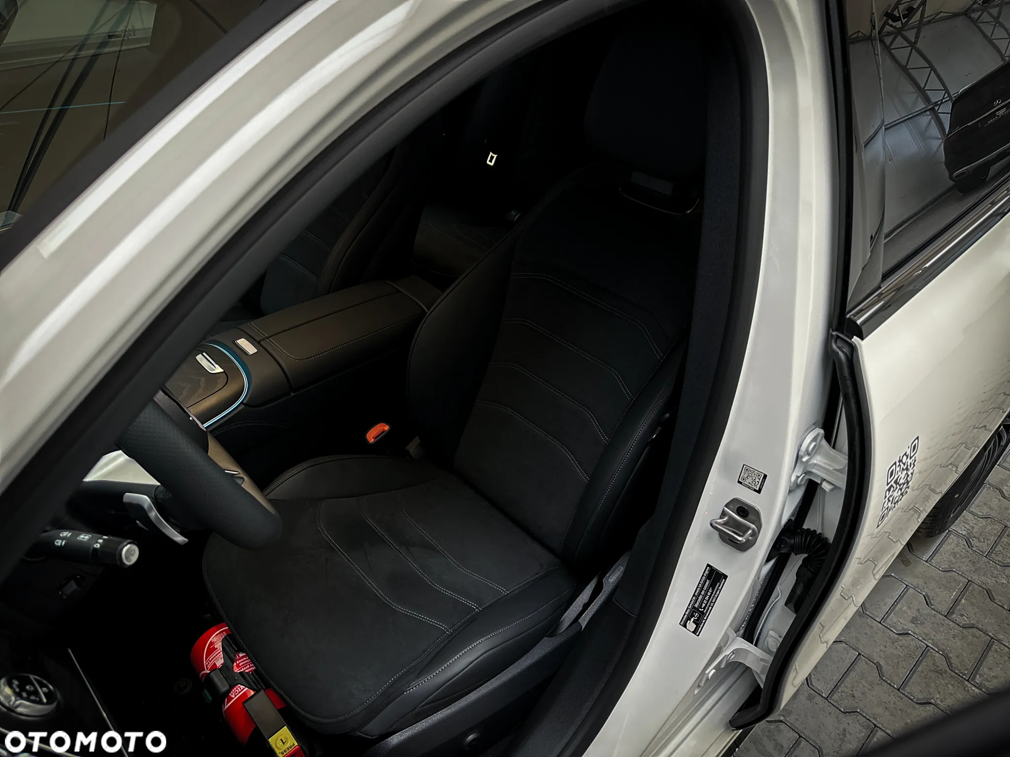 Mercedes-Benz Klasa E 220 d 4Matic 9G-TRONIC Edition AMG Line - 17