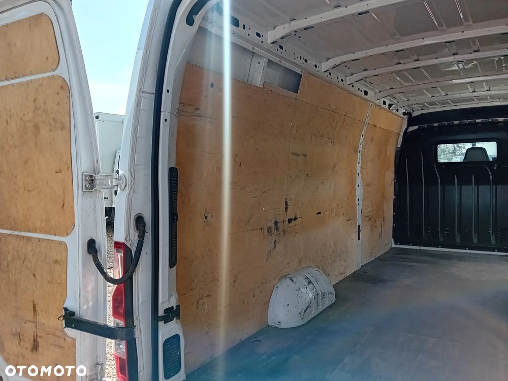 Renault Master - 10