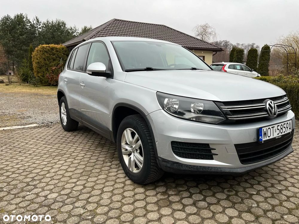 Volkswagen Tiguan - 1