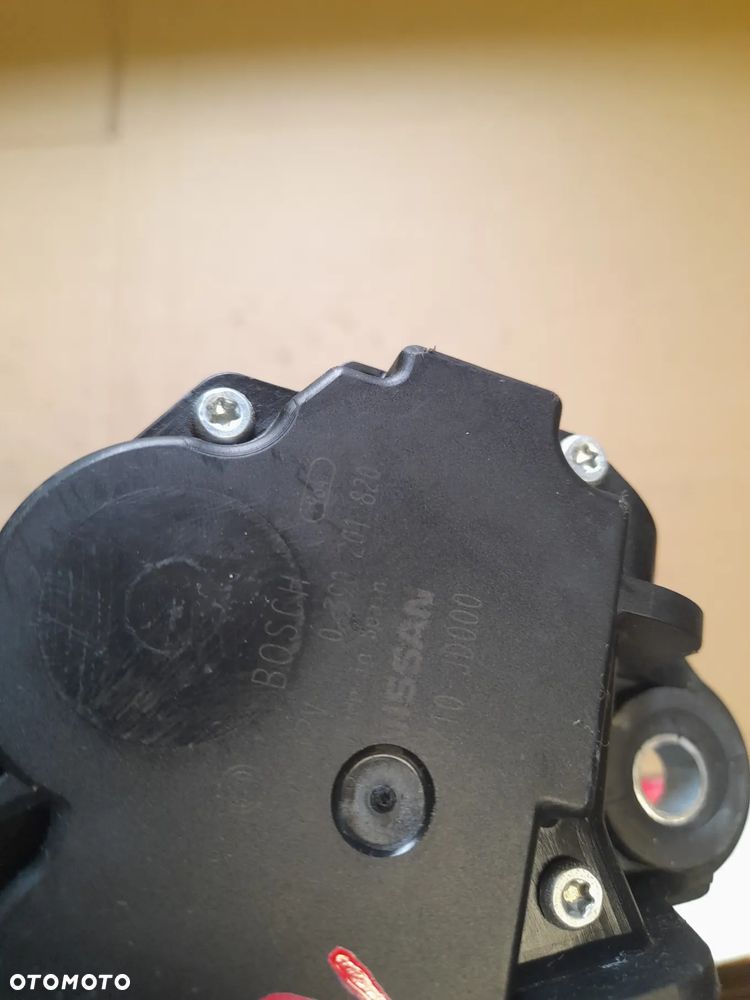Nissan Qashqai J10 Lift Silniczek wycieraczek 0390201820 - 2