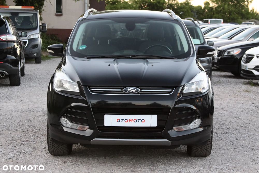 Ford Kuga 2.0 TDCi 2x4 Titanium - 4