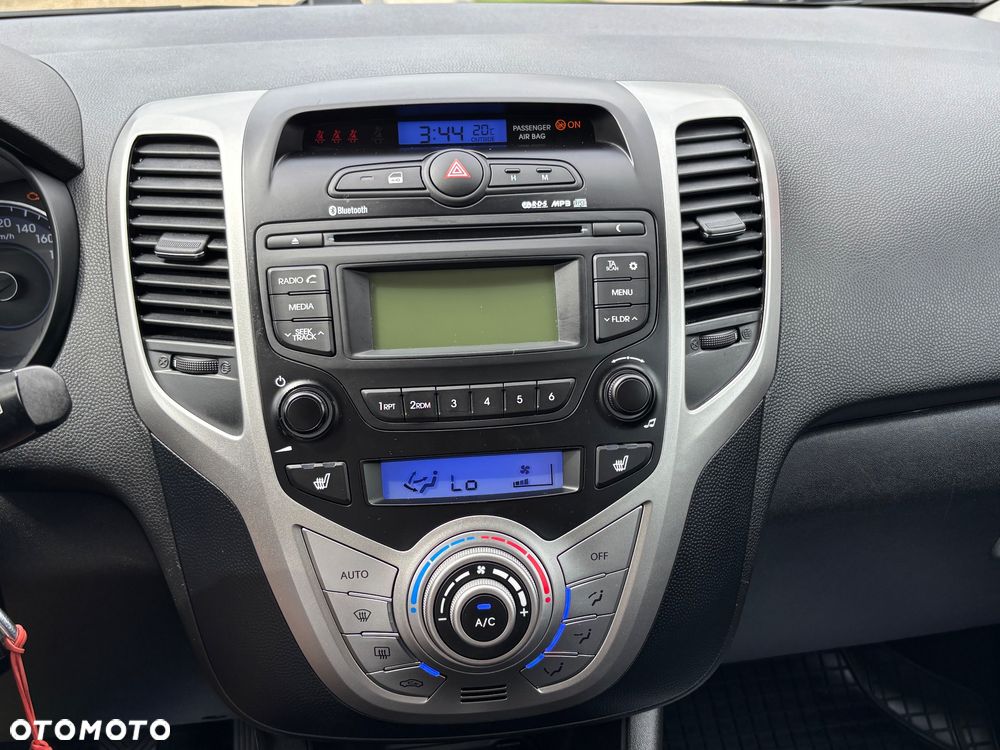 Hyundai ix20 1.6 blue YES Gold - 17