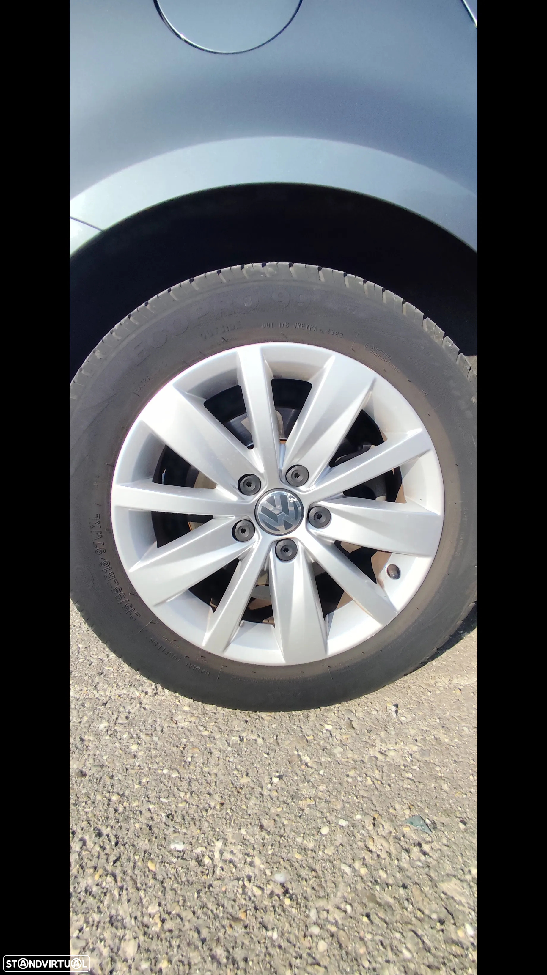 VW Passat 1.6 TDI BlueMotion - 15
