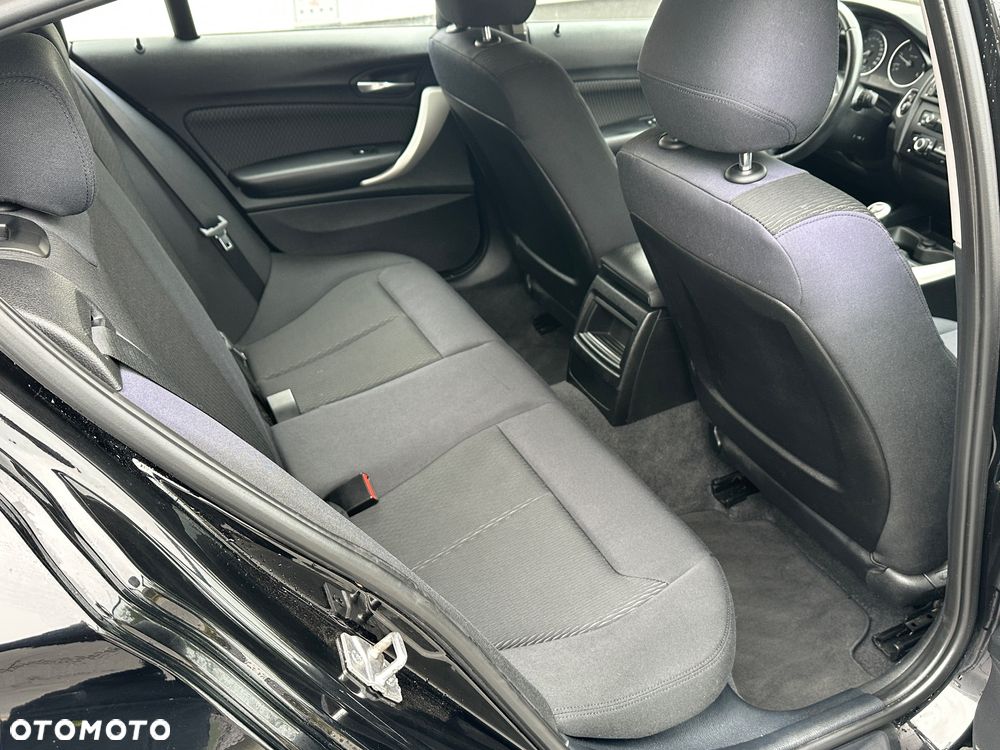 BMW Seria 1 - 21