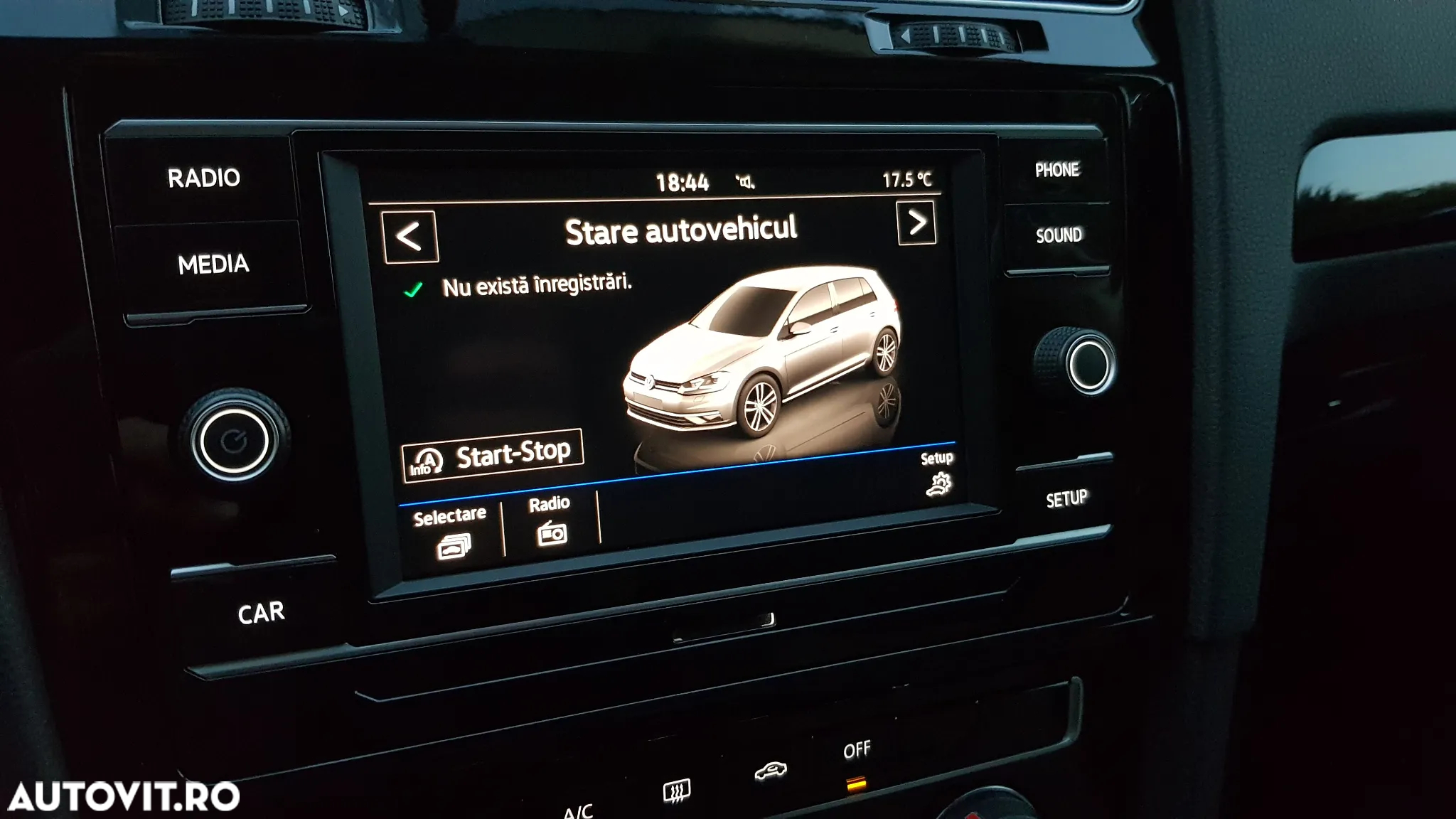 Volkswagen Golf - 23