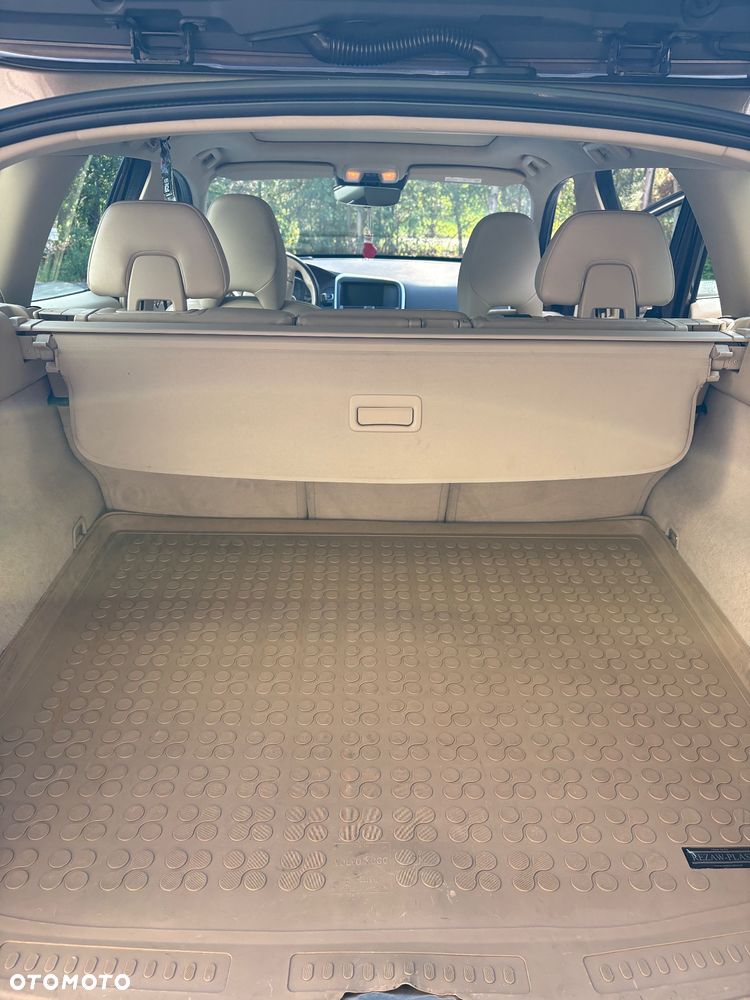 Volvo XC 60 - 6
