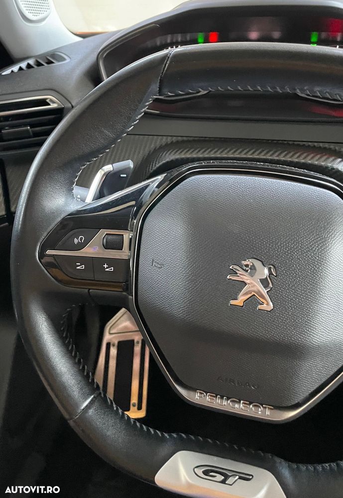 Peugeot 2008 1.2 L PureTech STT EAT8 GT Line - 37