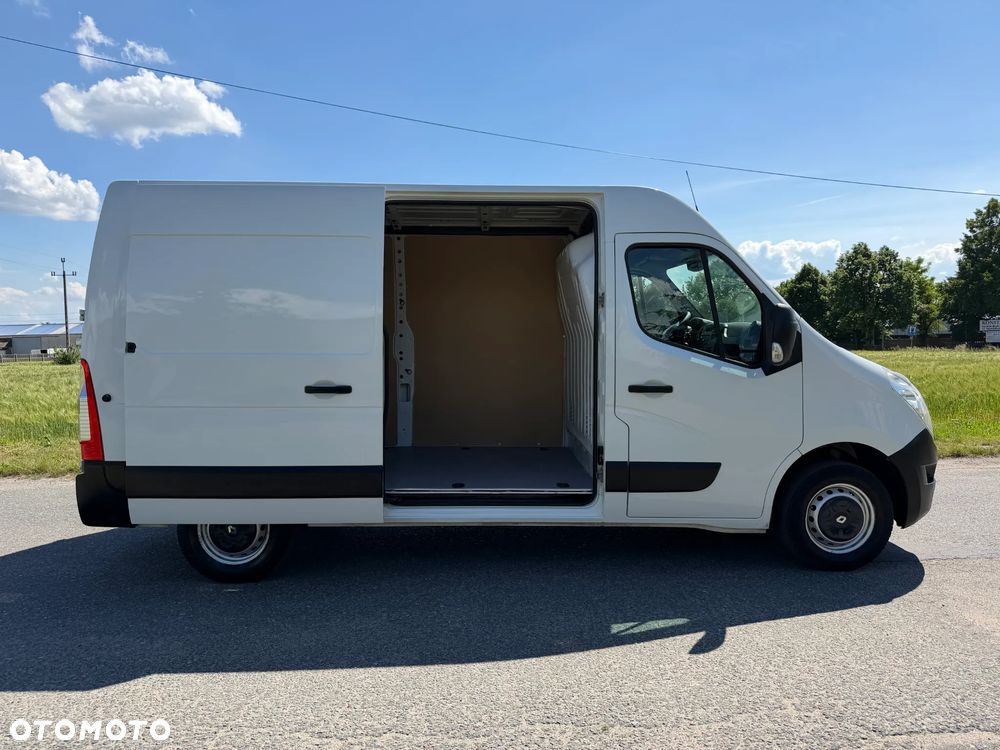 Renault Master * 2.3 / 125KM * L2H2 * Średni / Podwyższany * Furgon / Blaszak * - 17