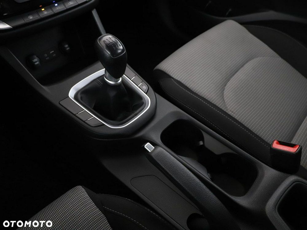 Hyundai i30 1.4 Select - 27