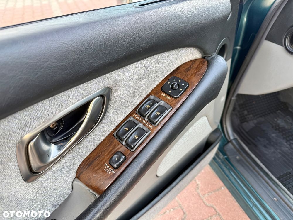 Mitsubishi Sigma - 26