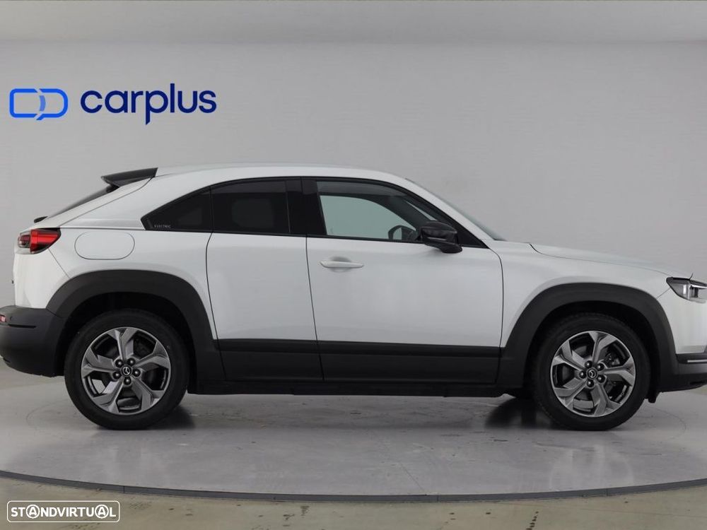 Mazda MX-30 e-SKYACTIV Excellence - 8