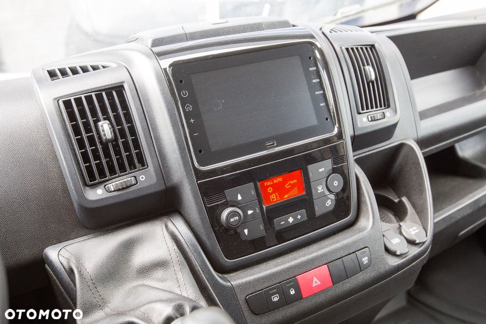 Fiat Ducato 160KM Power KONTENER + WINDA Palfinger 750kg - 12