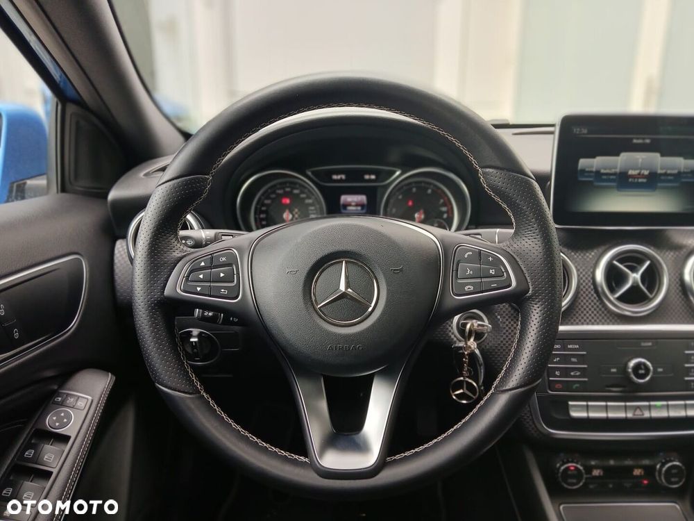 Mercedes-Benz Klasa A 200 7G-DCT - 14