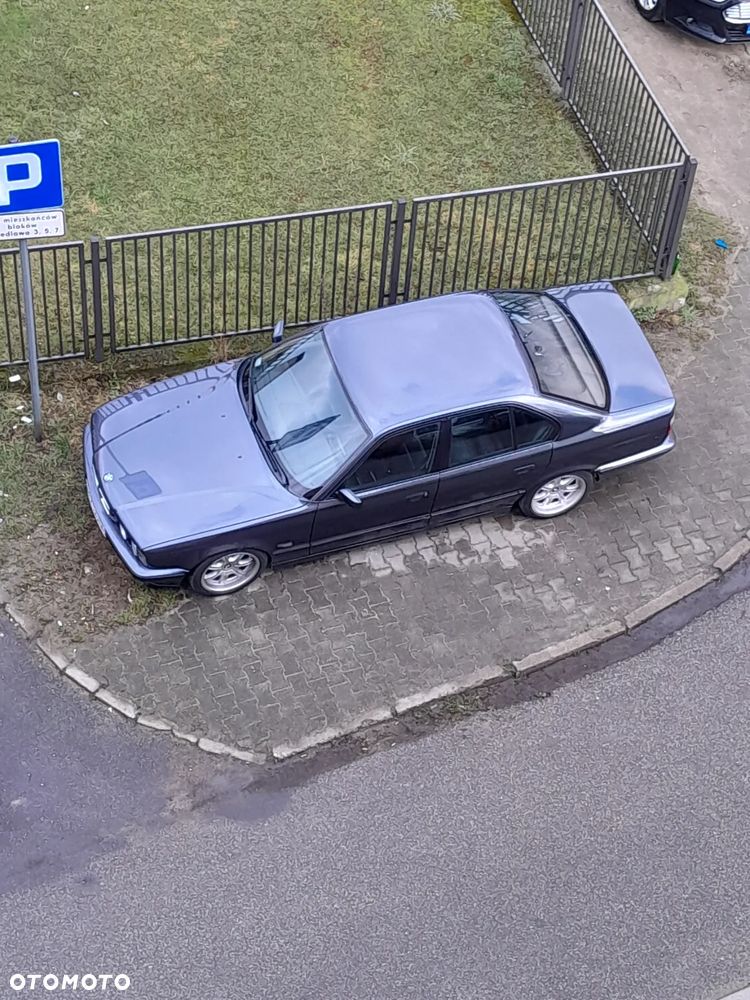 BMW Seria 5 540i - 9
