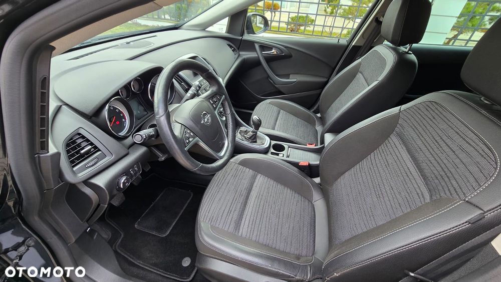 Opel Astra 1.4 T Sport EU6 - 10