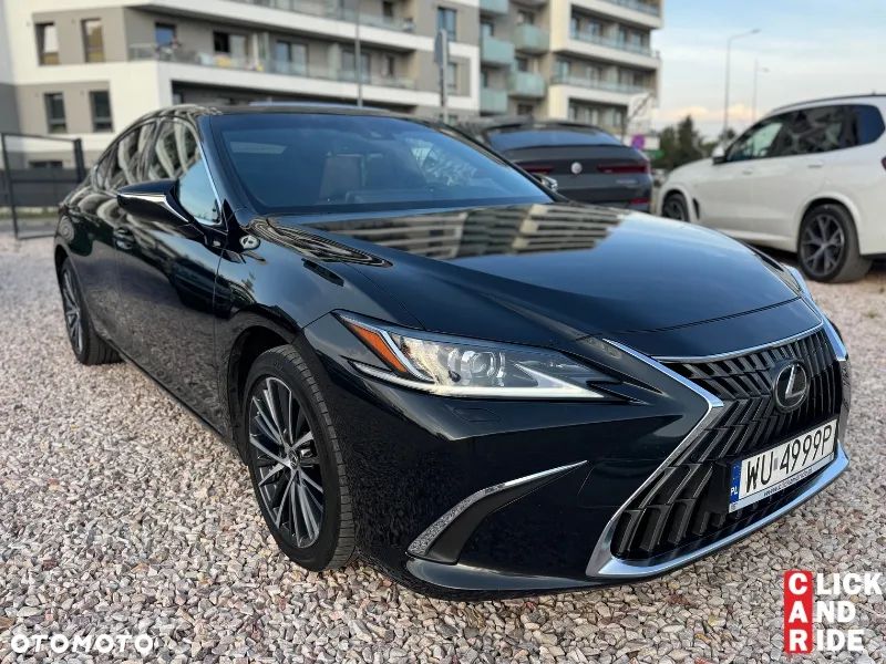 Lexus ES 300h Business Edition + - 4