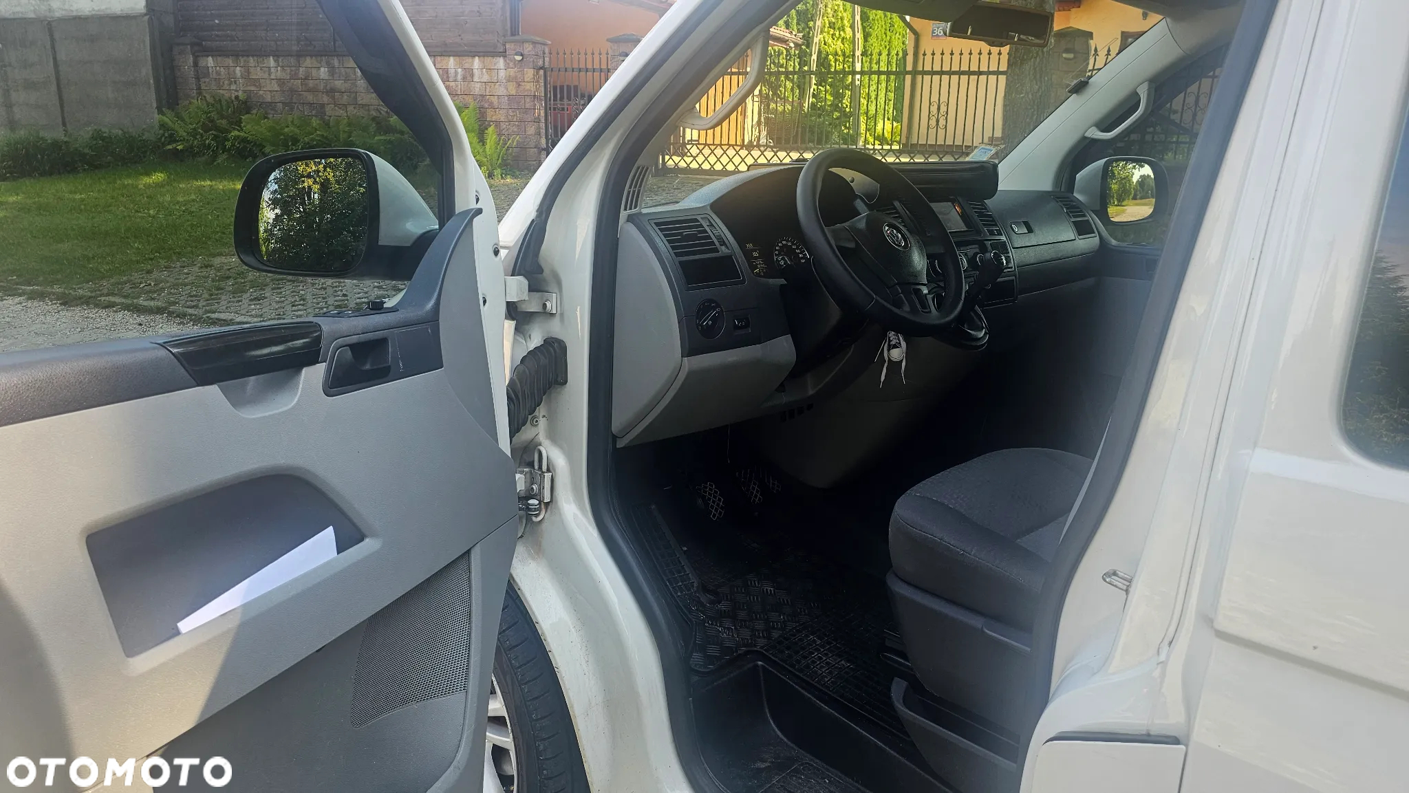 Volkswagen T5 - 9