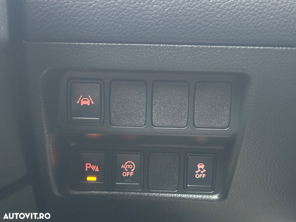 Nissan Qashqai 1.6 DIG-T TEKNA - 21