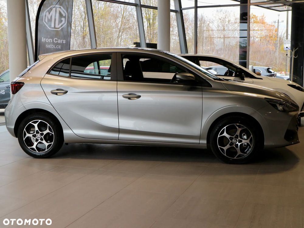 MG MG3 1.5 Excite - 4